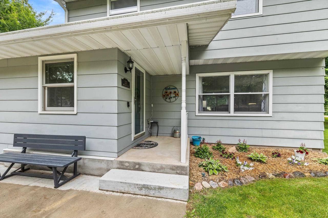 Plover, WI 54467,2311 MAPLEWOOD DRIVE