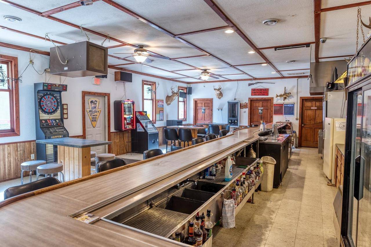 Amberg, WI 54102,W7110 BARKER ROAD