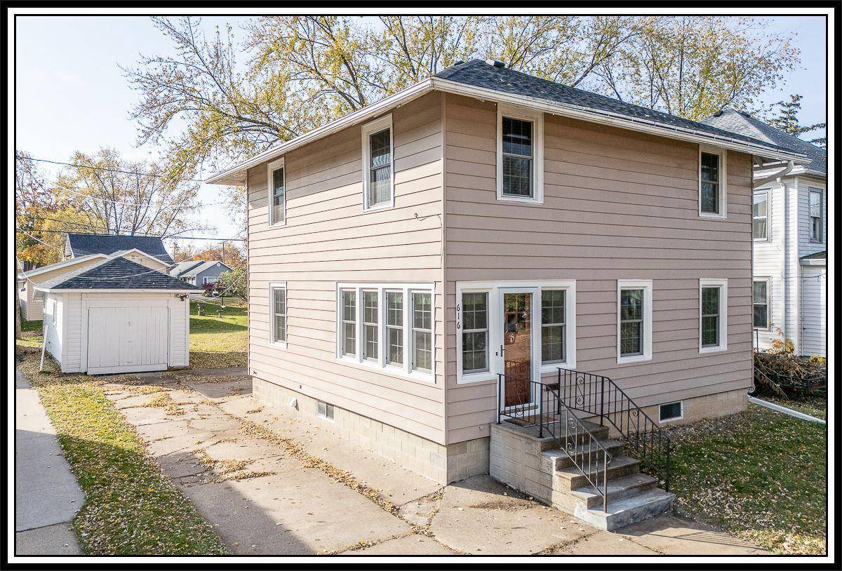 New London, WI 54961,616 W COOK STREET