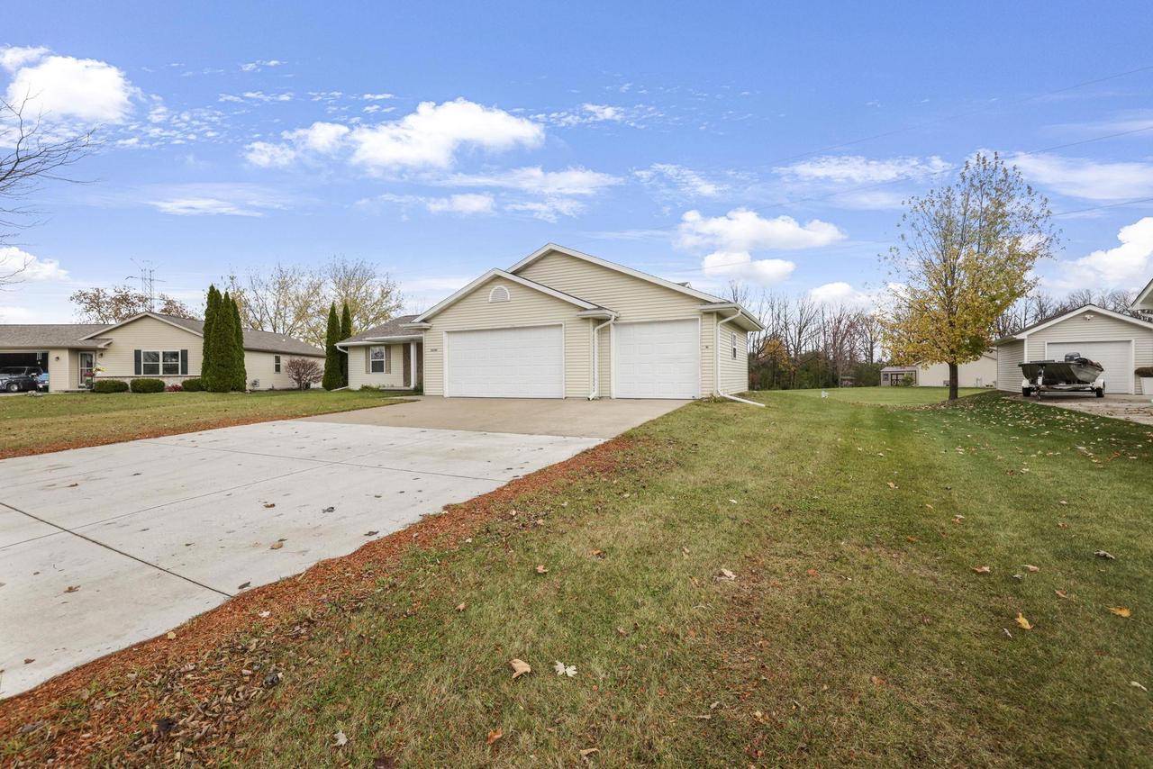 Greenville, WI 54942,W6388 BOONESBOROUGH DRIVE