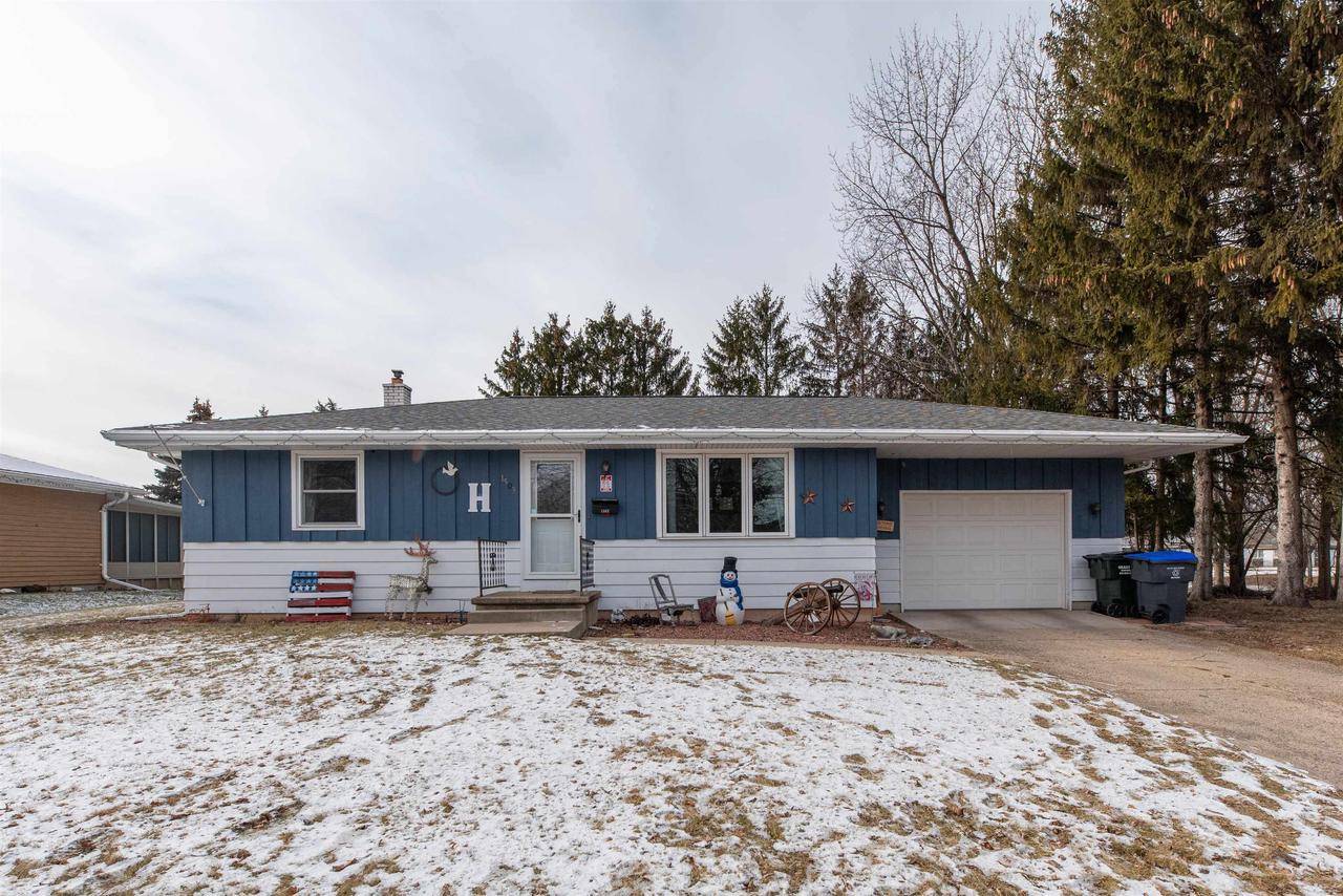 New London, WI 54961,1503 OSHKOSH STREET