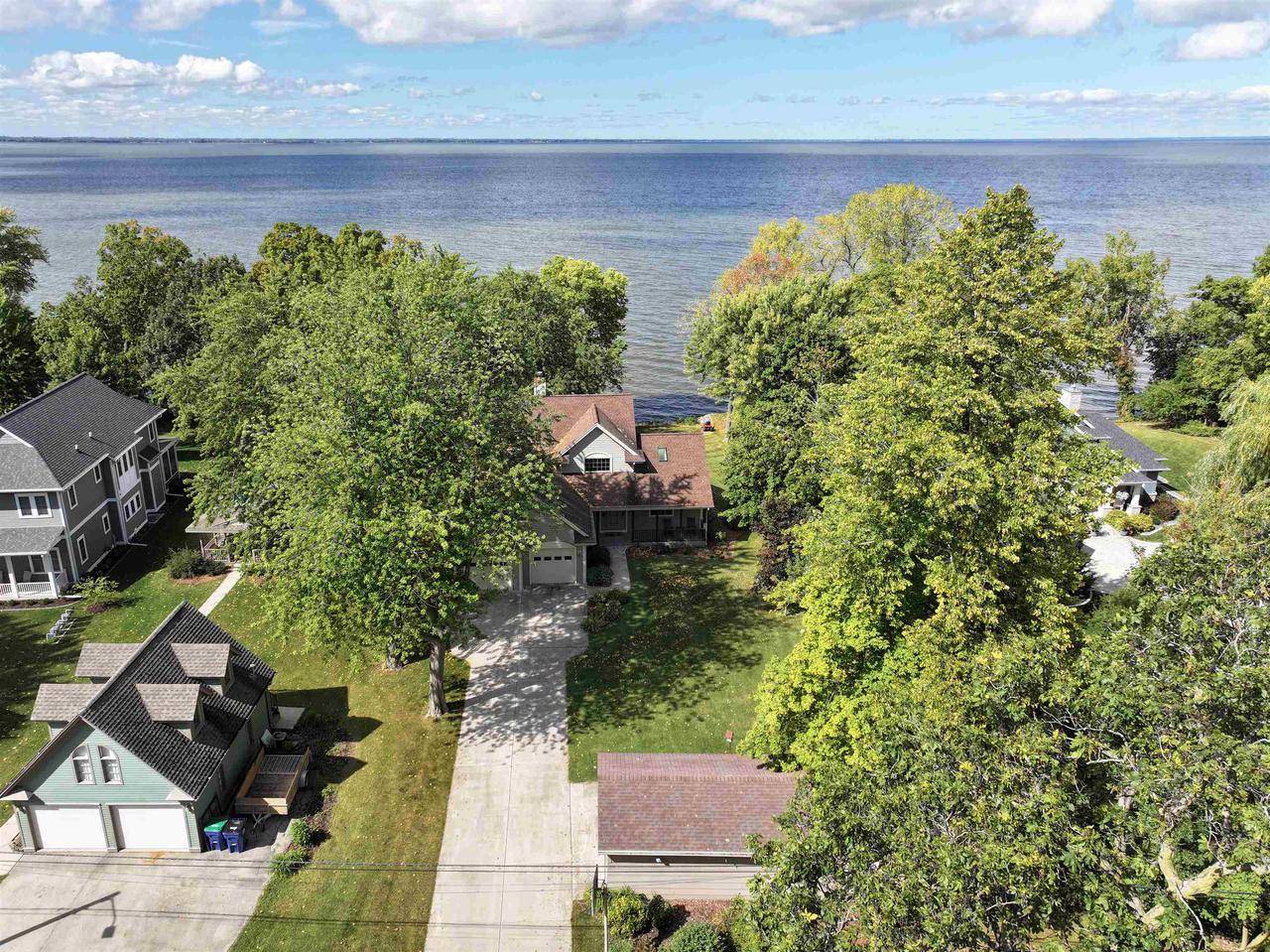 Fond Du Lac, WI 54937,N9572 WINNEBAGO PARK ROAD