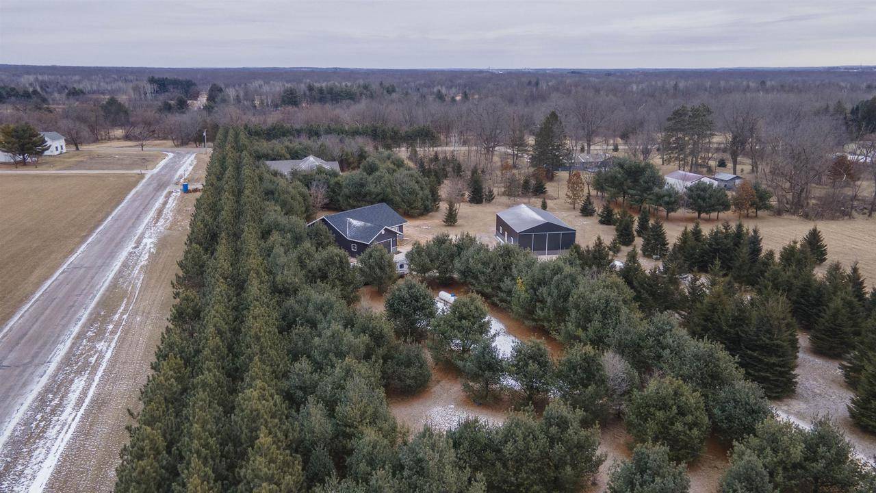 Redgranite, WI 54970,N2652 26TH LANE