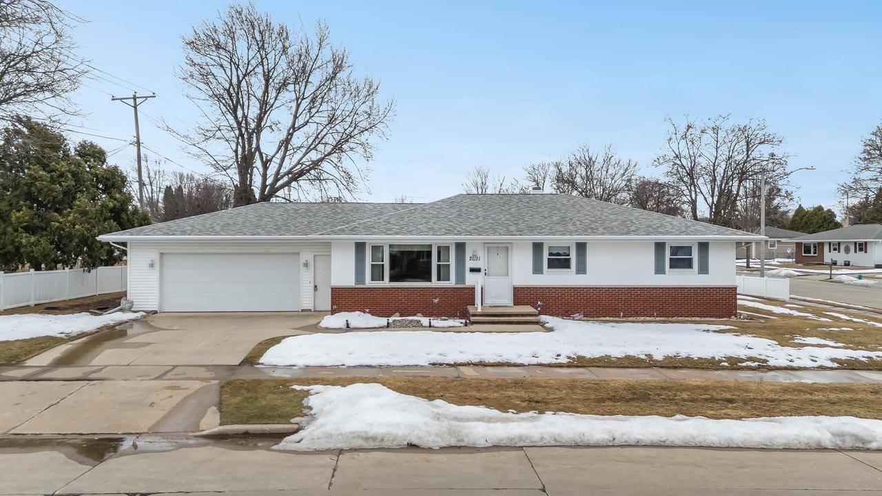 Appleton, WI 54915,2601 E HENRY STREET