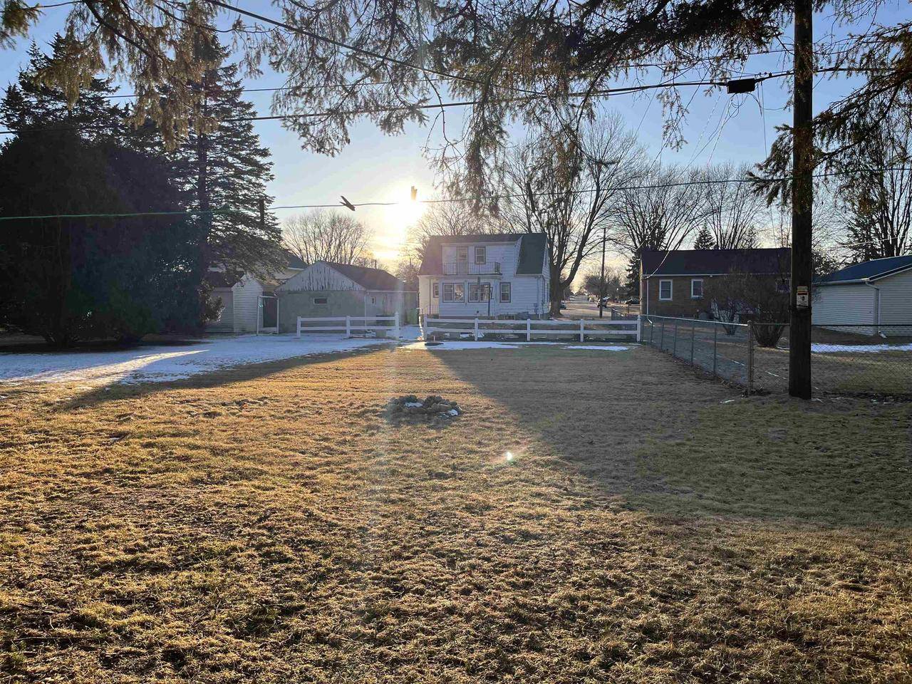 Waupun, WI 53963,260 WALKER STREET