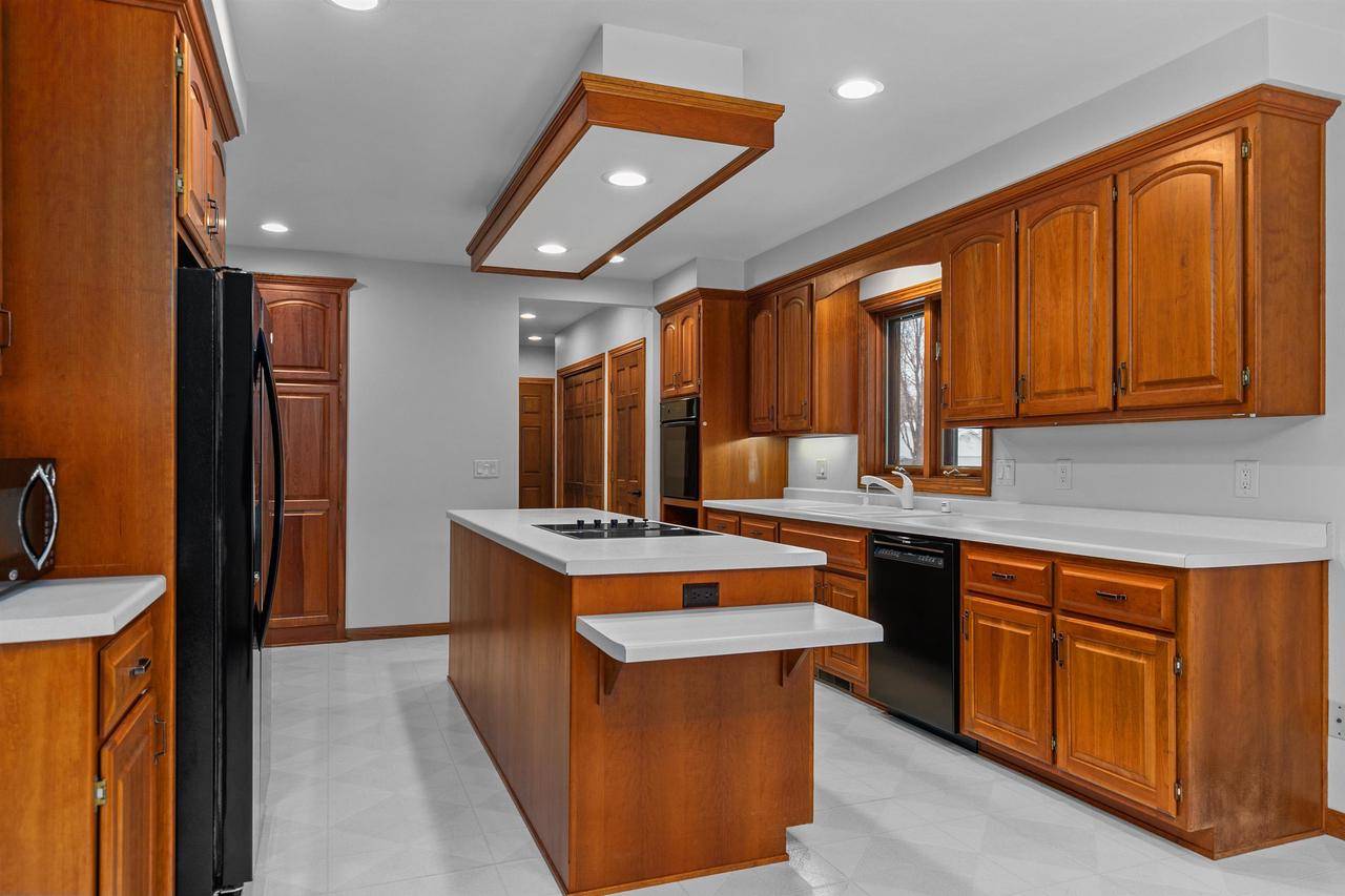 Appleton, WI 54914,W6181 LONG COURT