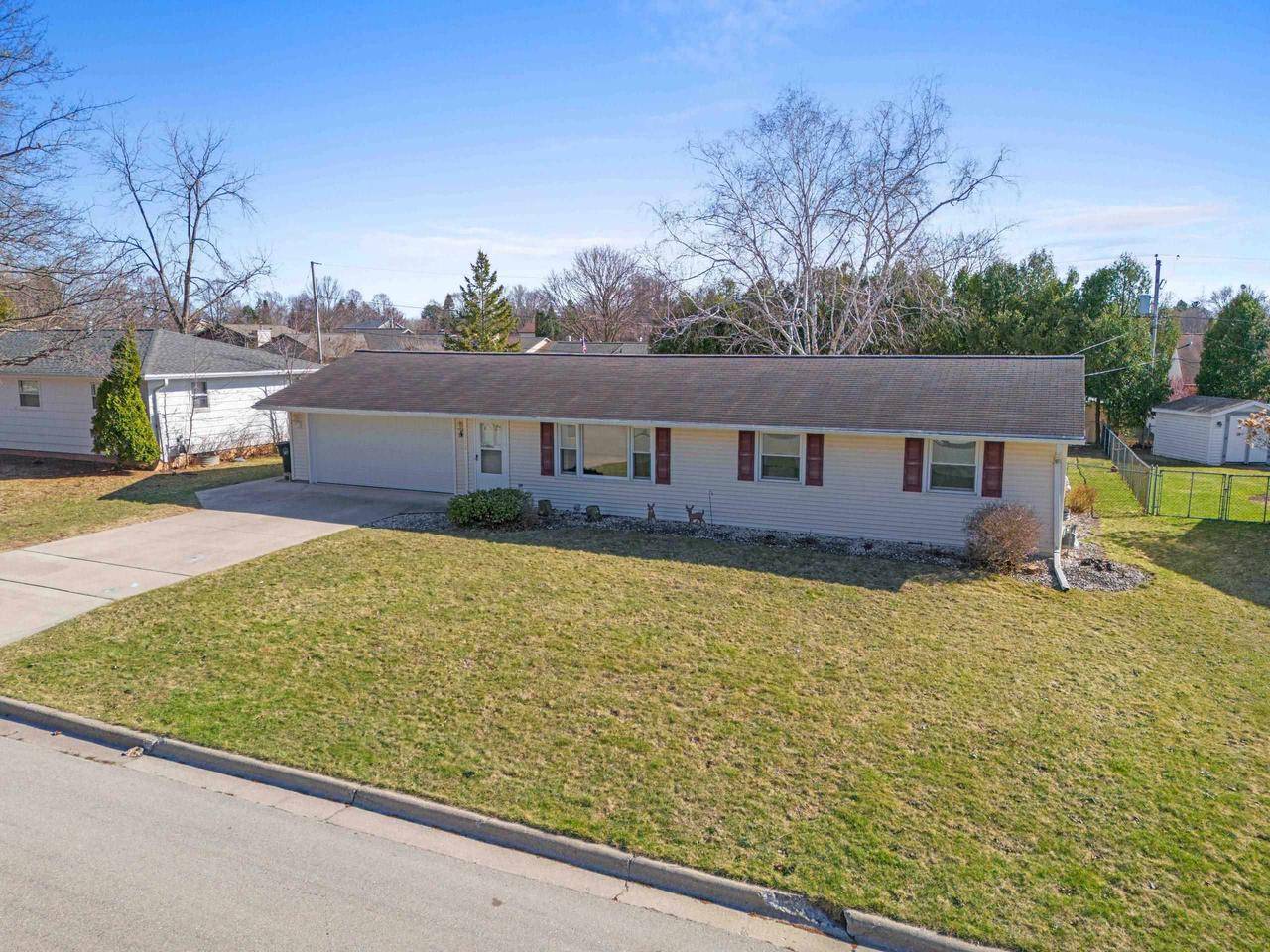 Green Bay, WI 54313,1371 VIEW LANE