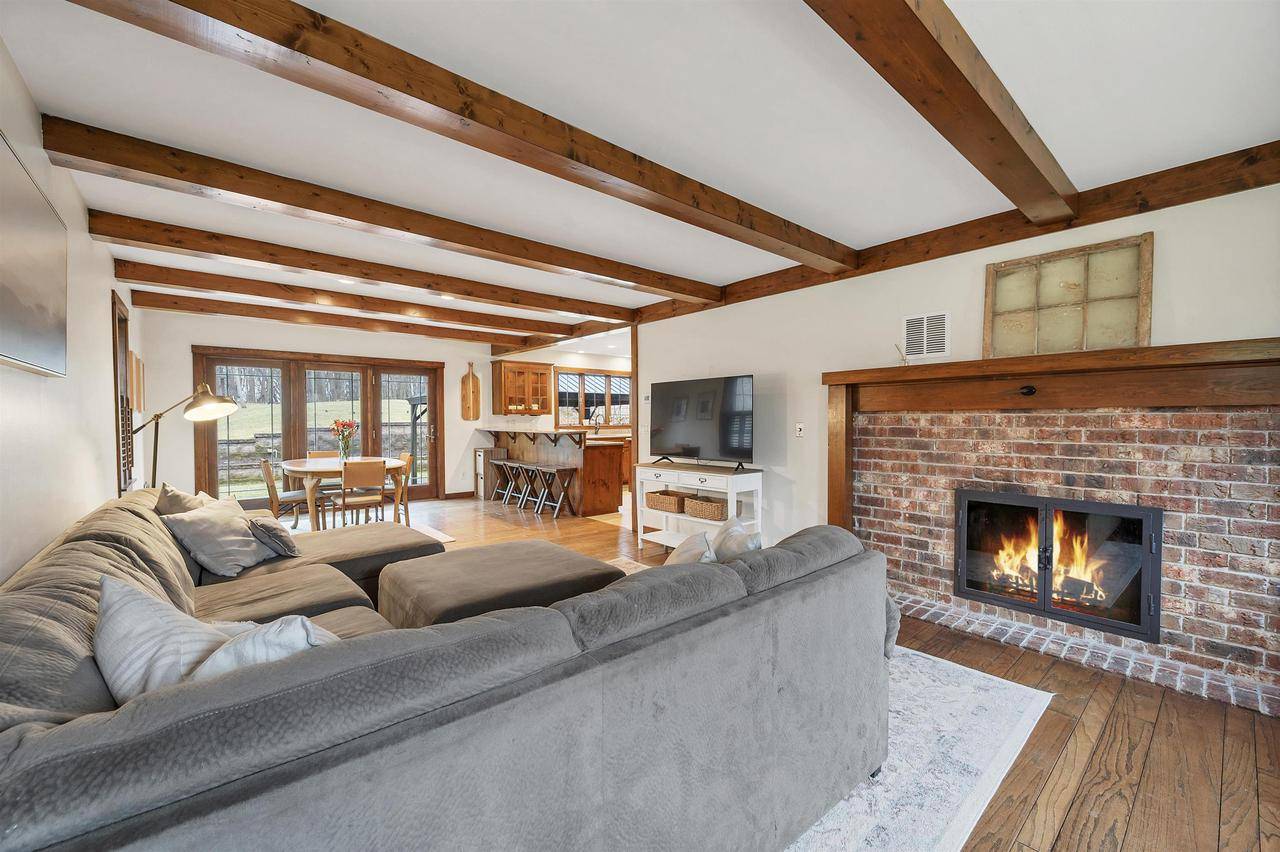 Green Bay, WI 54173,3351 OAK FOREST DRIVE