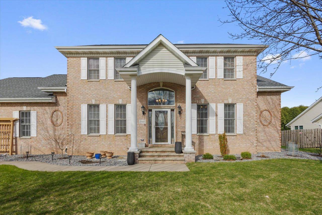 Appleton, WI 54913,3020 E FALLCREEK LANE