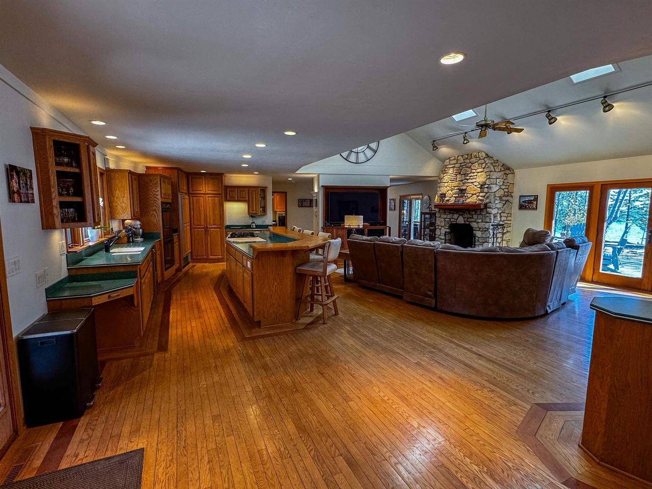 Sturgeon Bay, WI 54235,2072 S LAKE MICHIGAN DRIVE