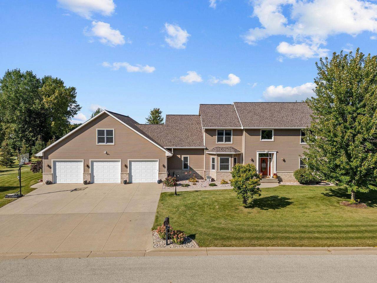Sherwood, WI 54169,W5071 CHERRYWOOD COURT