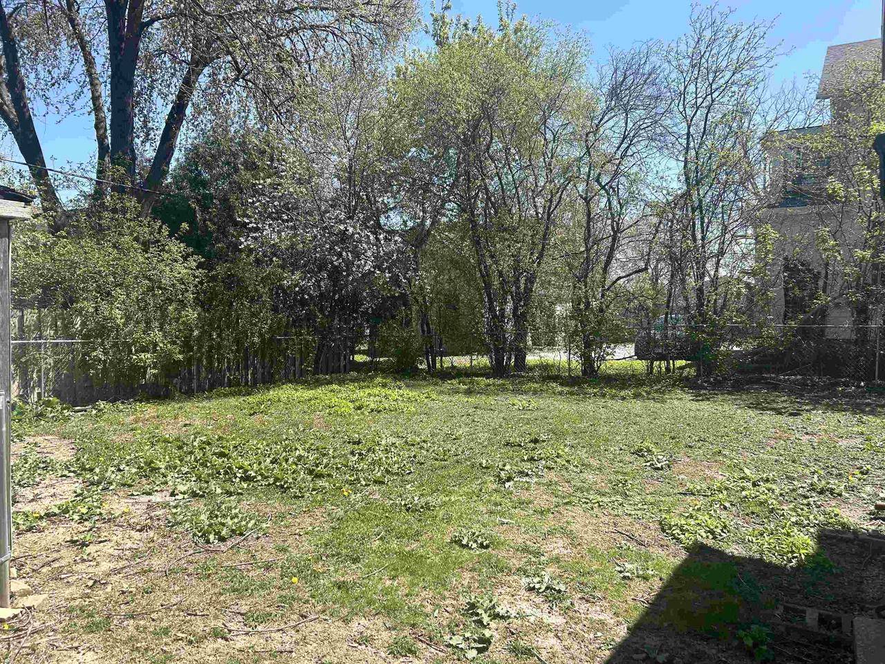 Neenah, WI 54956,120 E FRANKLIN AVENUE