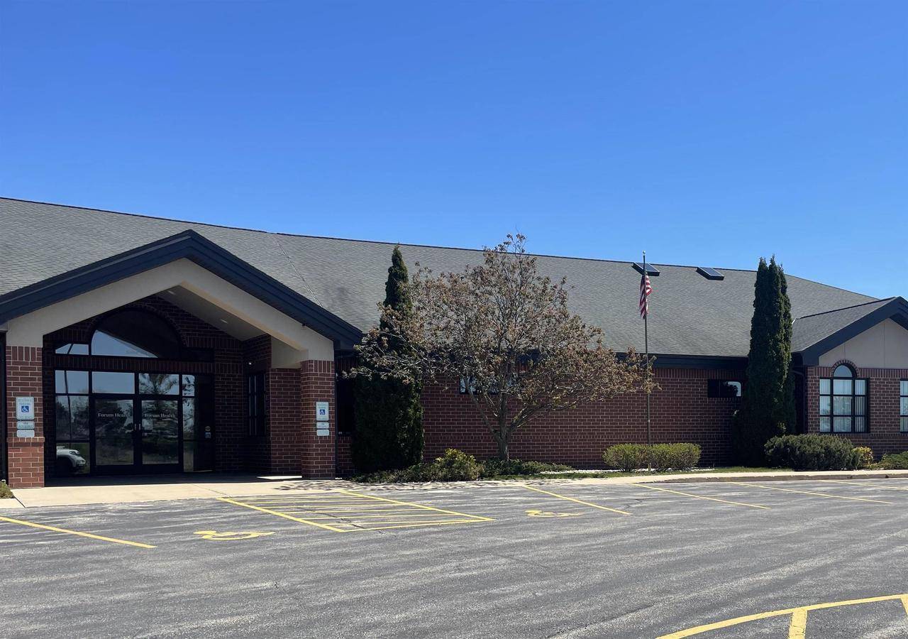 Fond Du Lac, WI 54935,180 KNIGHTS WAY