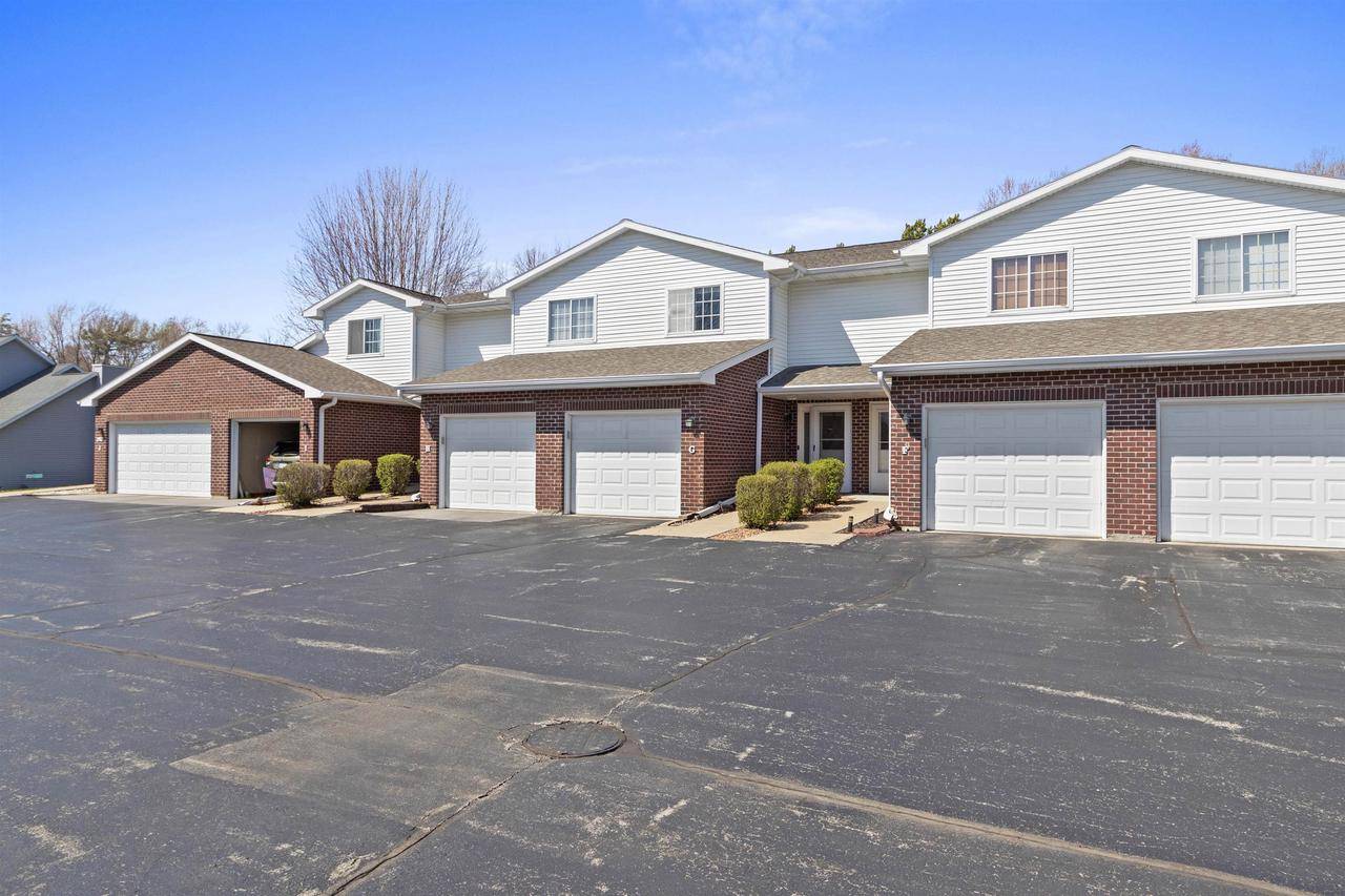 Green Bay, WI 54313,1917 RIVERSIDE DRIVE #G
