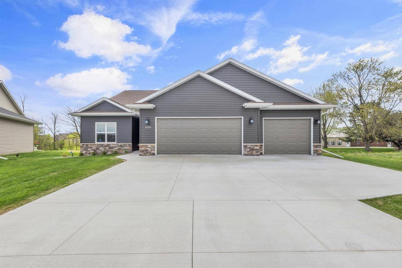 Green Bay, WI 54311,3153 LAZY OAK COURT