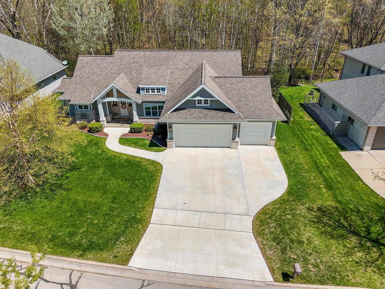 Green Bay, WI 54302,150 BURGUNDY COURT