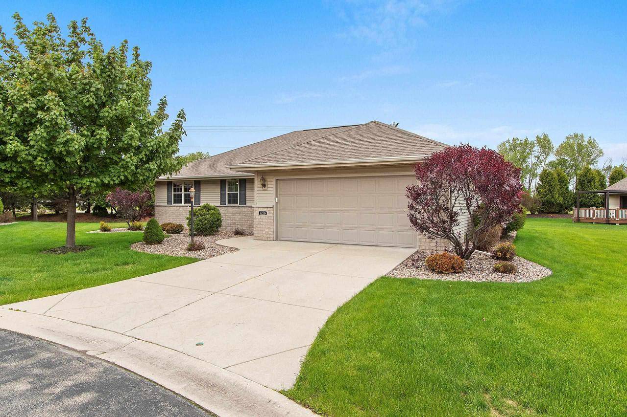 De Pere, WI 54115,1126 PRINCESS DOVE CIRCLE