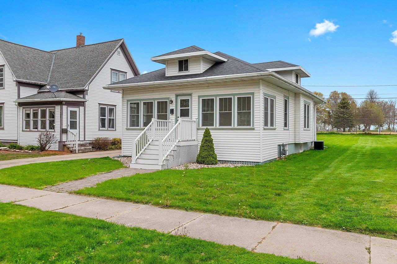 Kewaunee, WI 54216,605 VLIET STREET