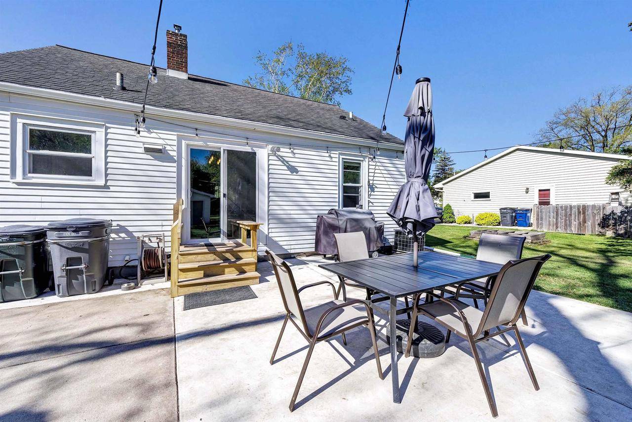 Green Bay, WI 54301,329 E KALB AVENUE