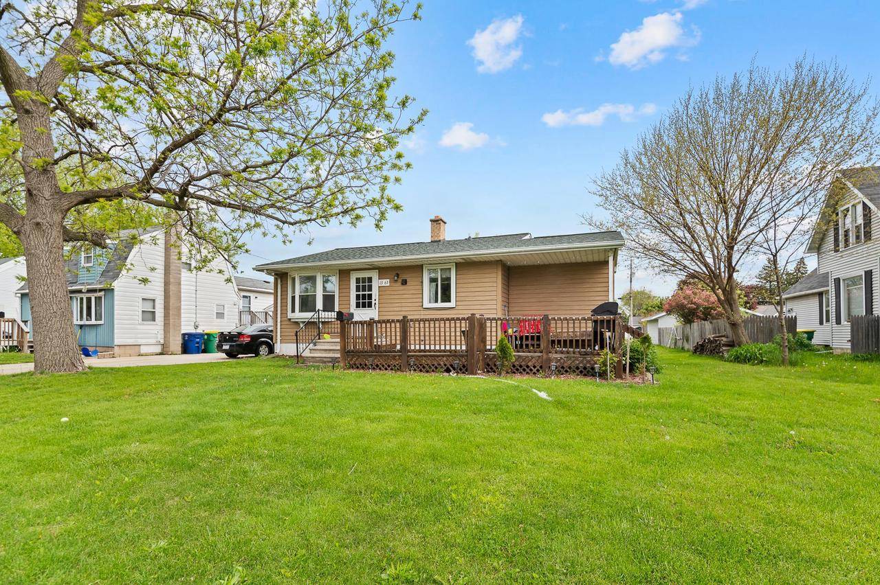Green Bay, WI 54302,1363 KLAUS STREET