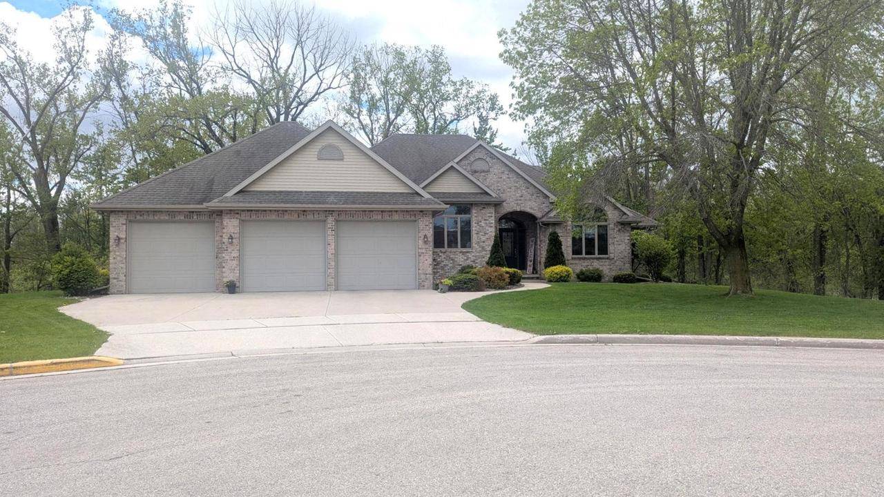 Brillion, WI 54110,1091 GOLFVIEW DRIVE