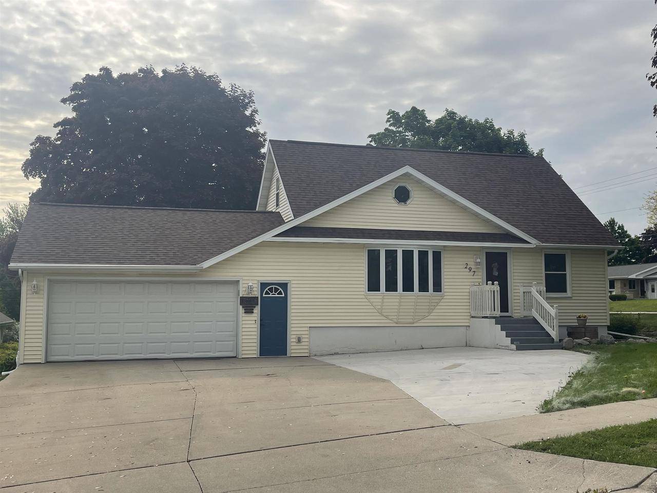 Oakfield, WI 53065,297 S 2ND STREET