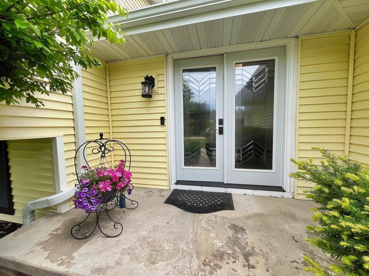 Neenah, WI 54956,1487 WINDMAR DRIVE