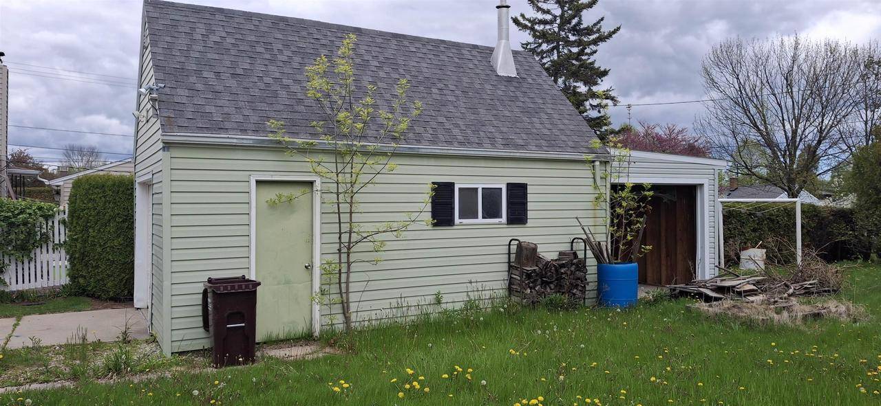 Manitowoc, WI 54220,1413 N 6TH STREET