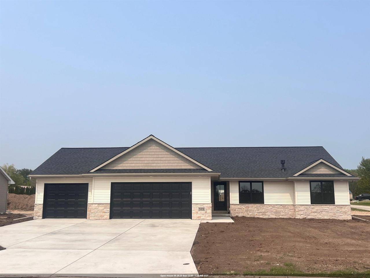 Algoma, WI 54201,525 KIRKLAND AVENUE