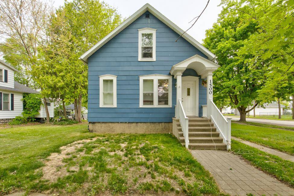 Menominee, MI 49858,1500 25TH AVENUE
