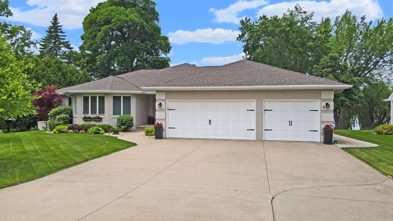 Menasha, WI 54952,1800 LAKESHORE DRIVE