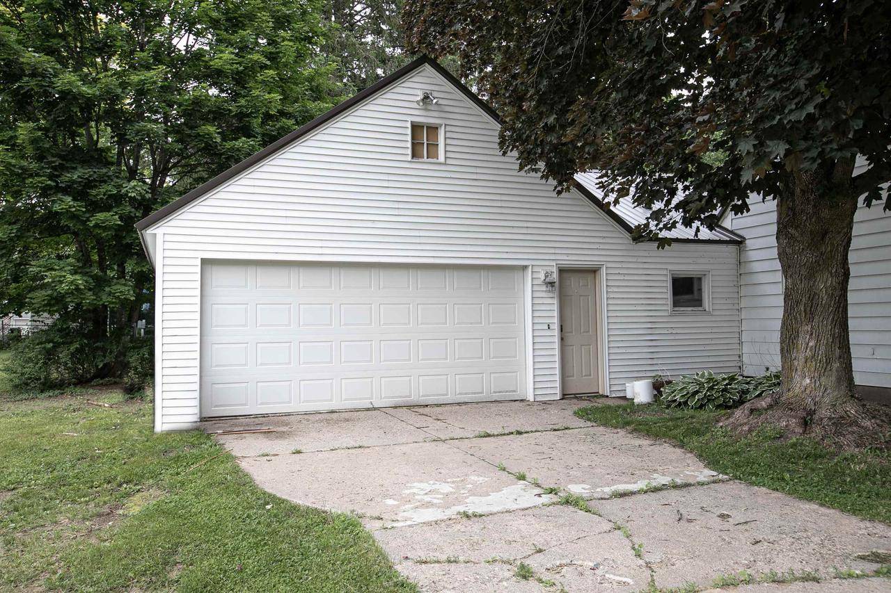 Clintonville, WI 54929,66 TORREY STREET