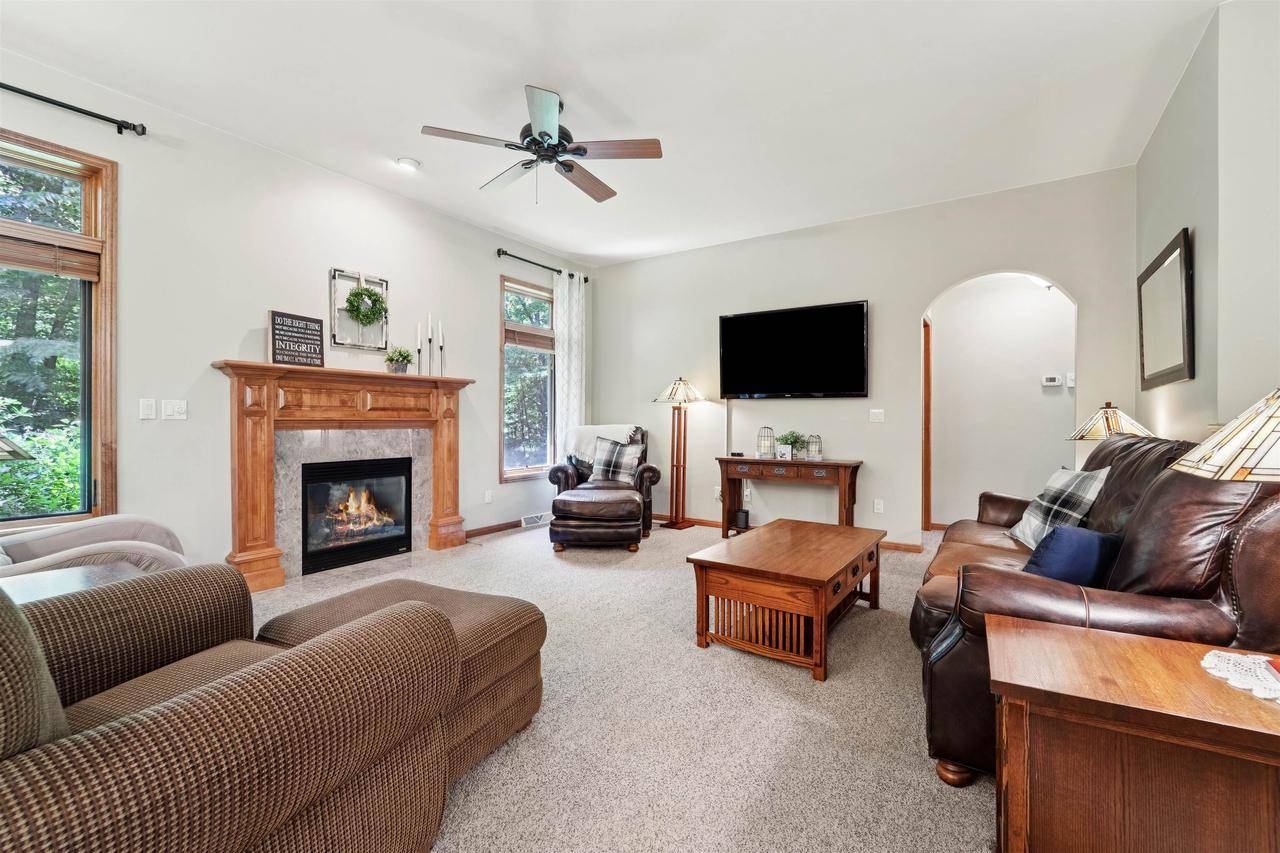 Suamico, WI 54313,3241 SUNRISE ROAD