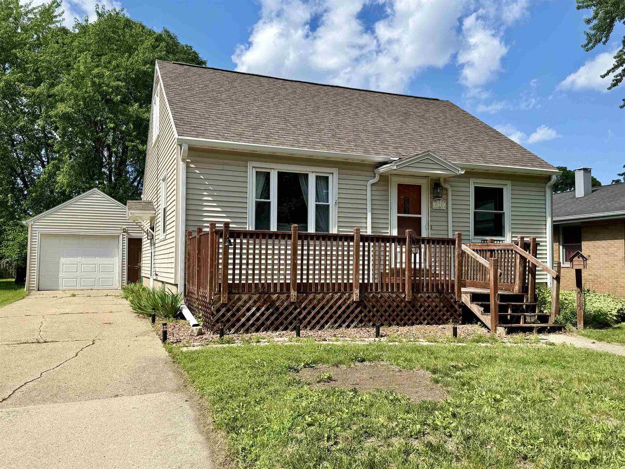 Fond Du Lac, WI 54935,515 4TH STREET