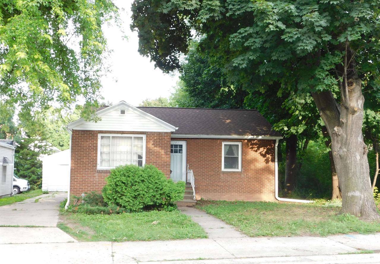 Green Bay, WI 54303,107 S ONEIDA STREET