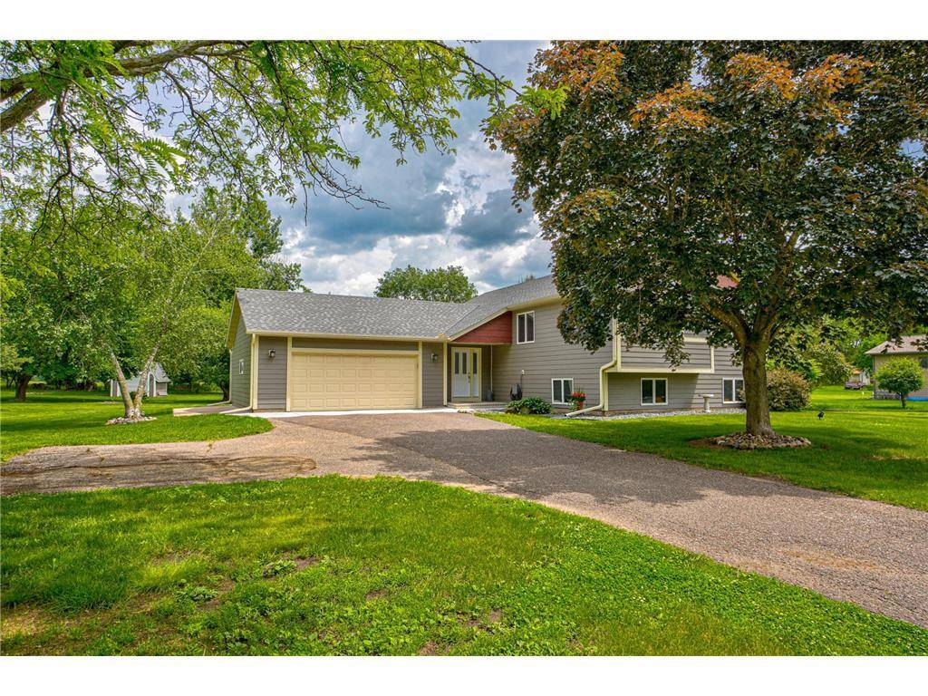 Hudson, WI 54016,940 Ridge Pass