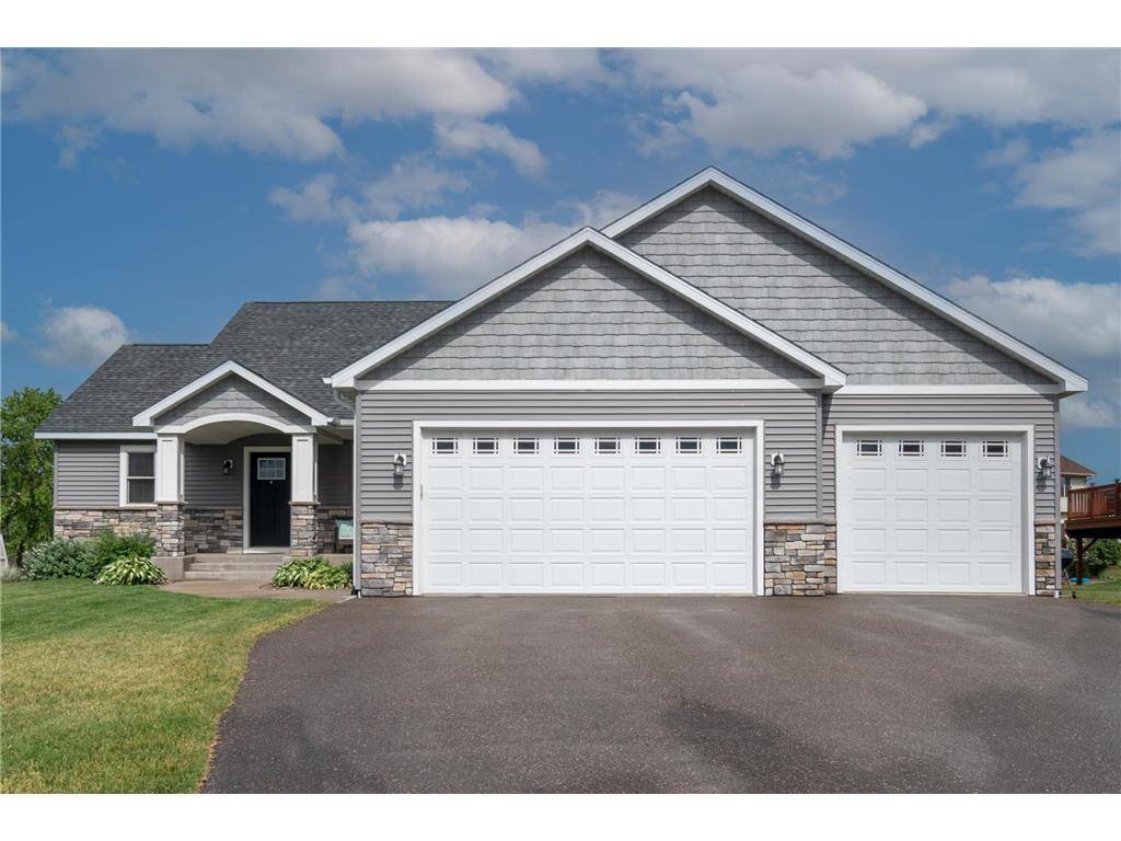 New Richmond, WI 54017,1517 Squirrel Way