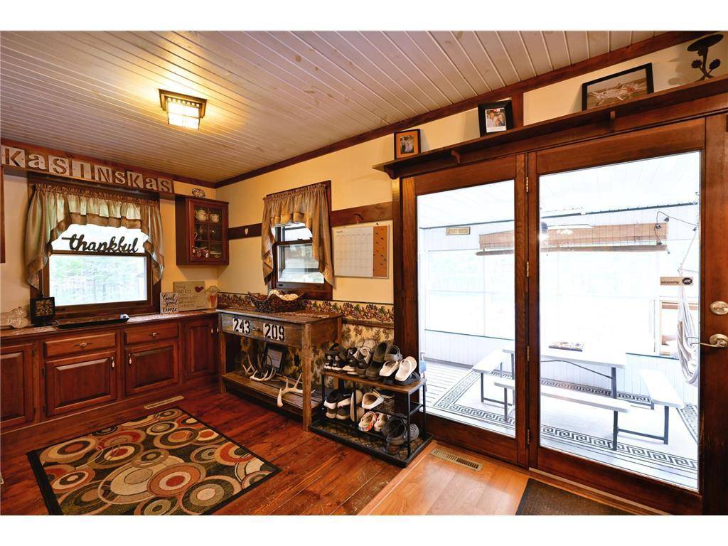 Gordon, WI 54838,14102 S Eau Claire Acres Circle