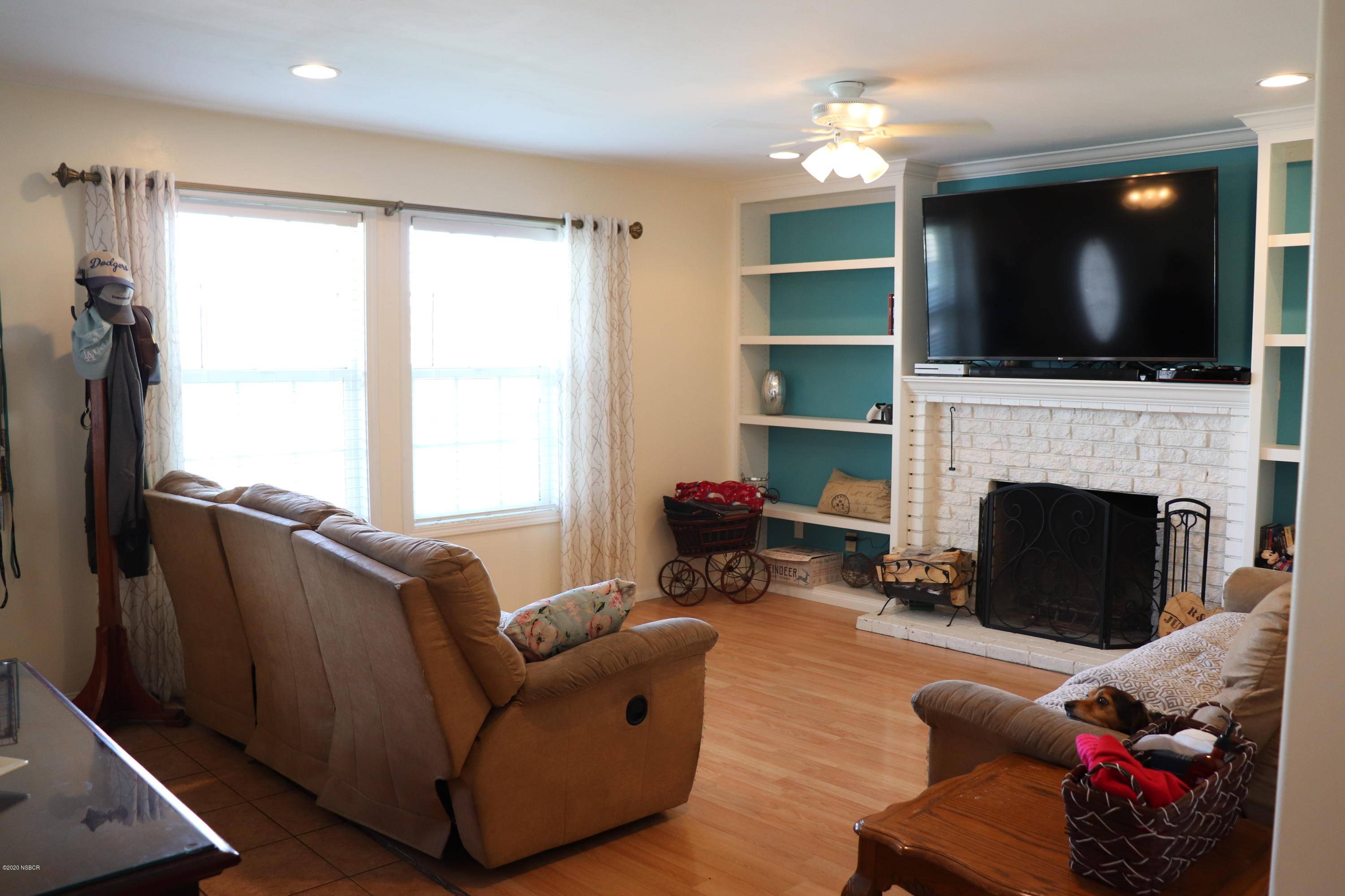 Santa Maria, CA 93455,835 Redwood Avenue