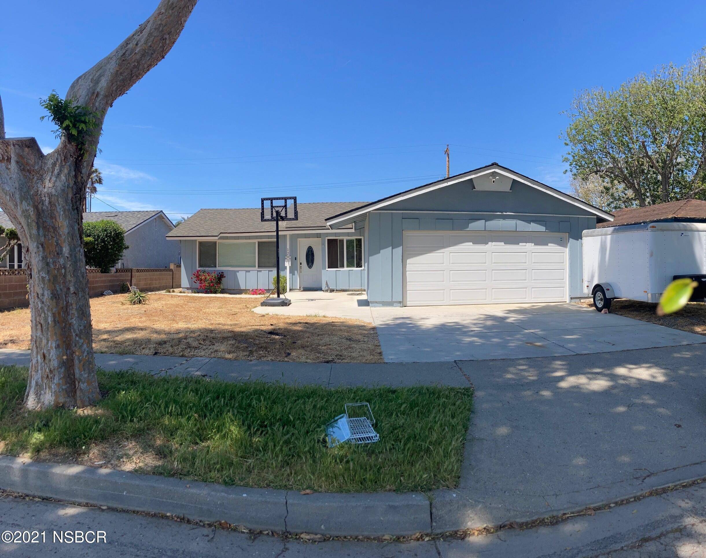 Lompoc, CA 93436,1201 E Oak Avenue