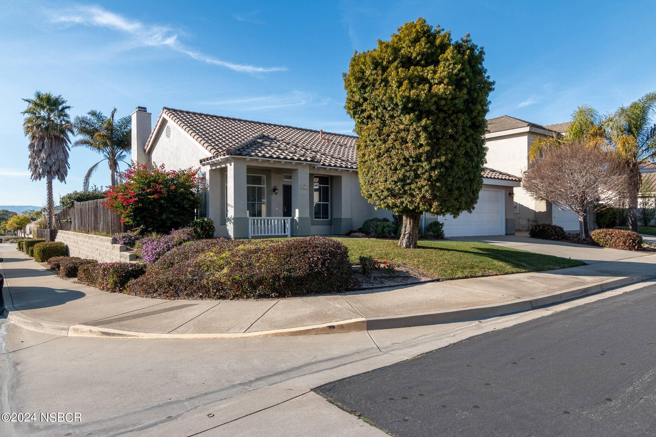 Santa Maria, CA 93455,3693 Les Maisons Drive