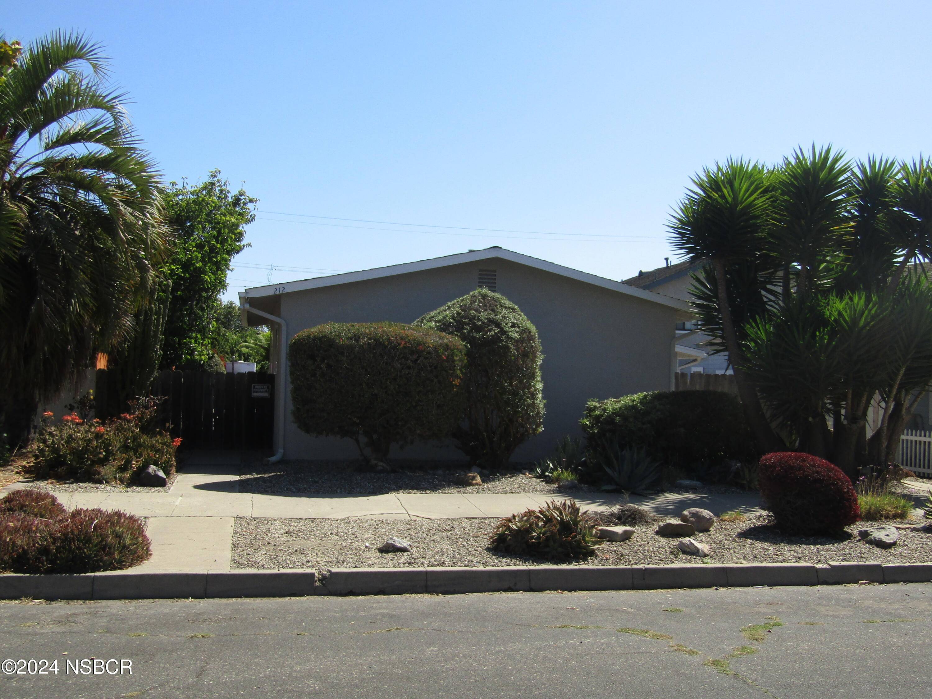 Lompoc, CA 93436,212 S G Street