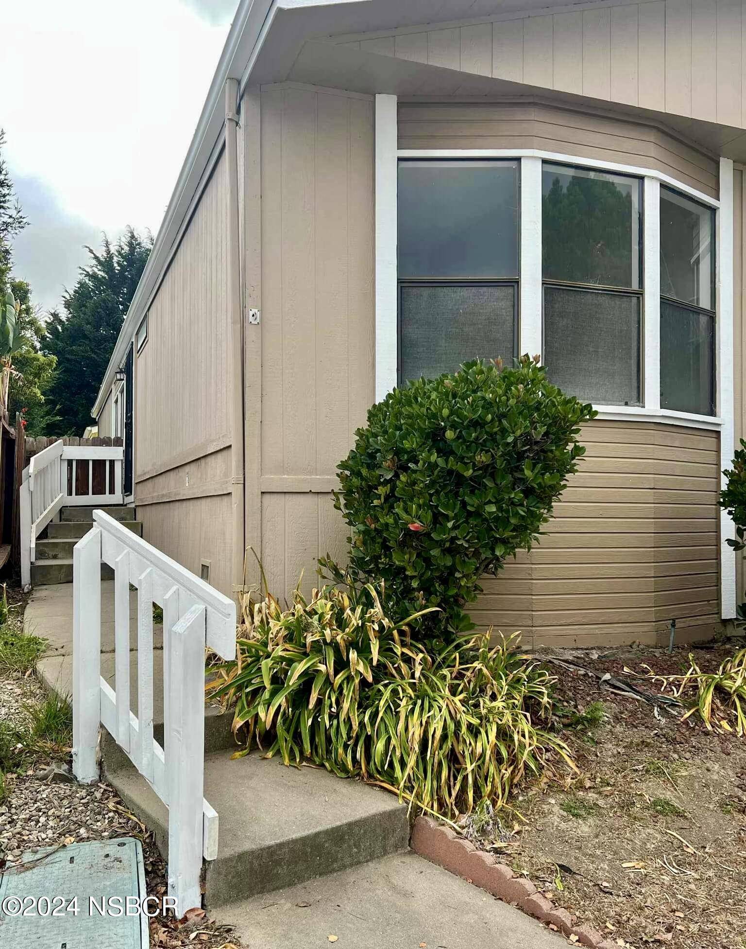 Lompoc, CA 93436,1317 N V Street #164