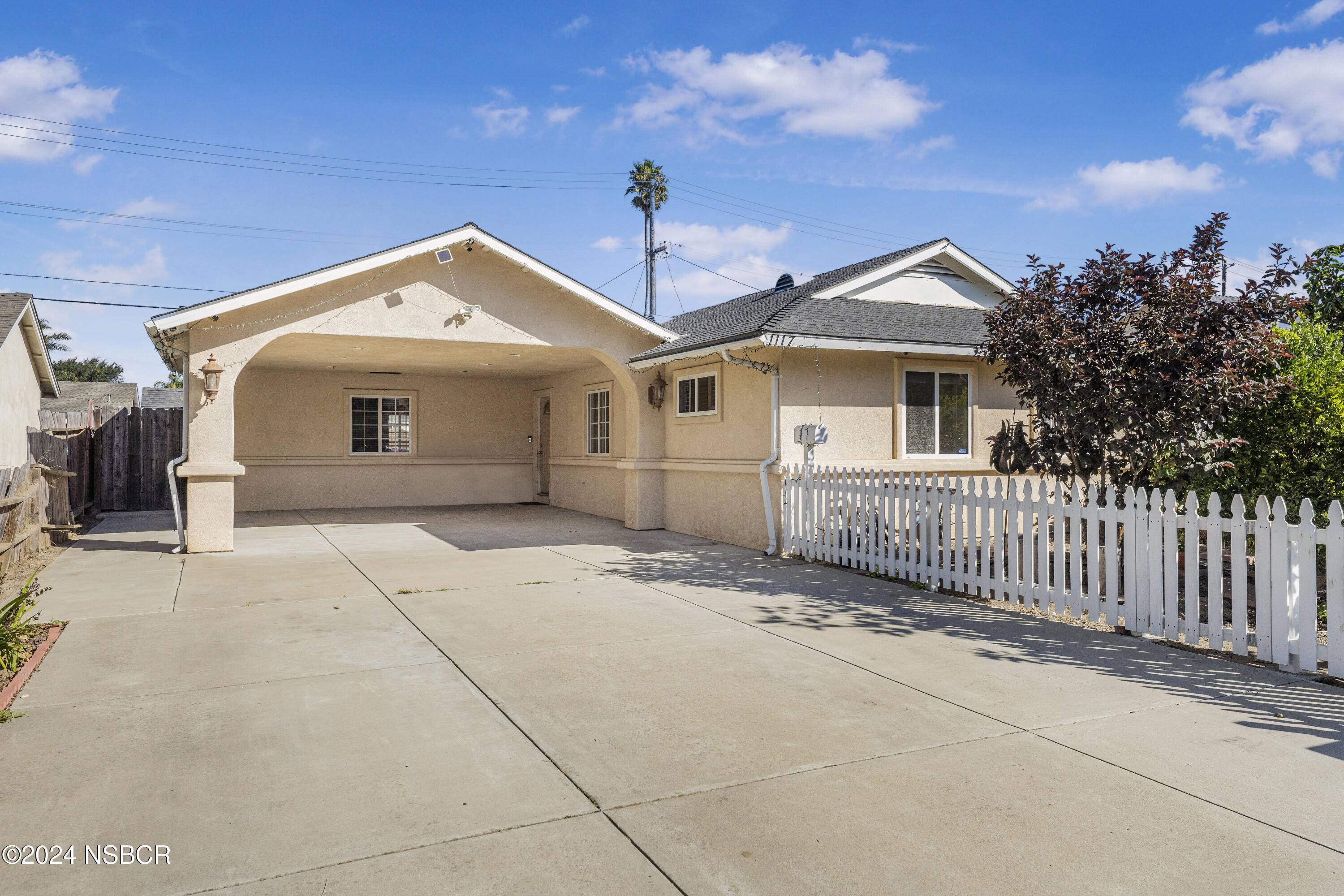 Lompoc, CA 93436,1117 E Cypress Avenue