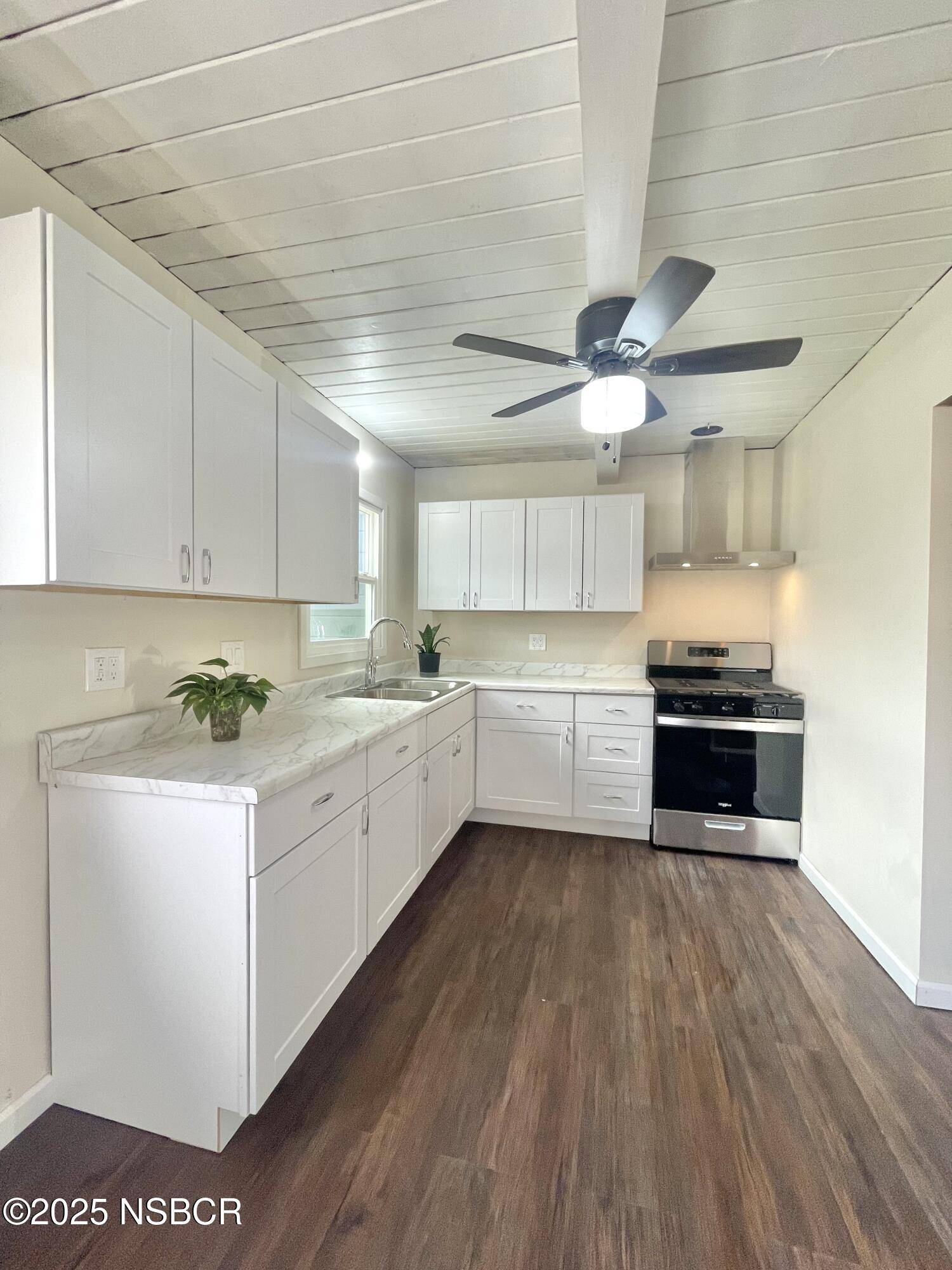 Santa Maria, CA 93458,914 N Thornburg Street