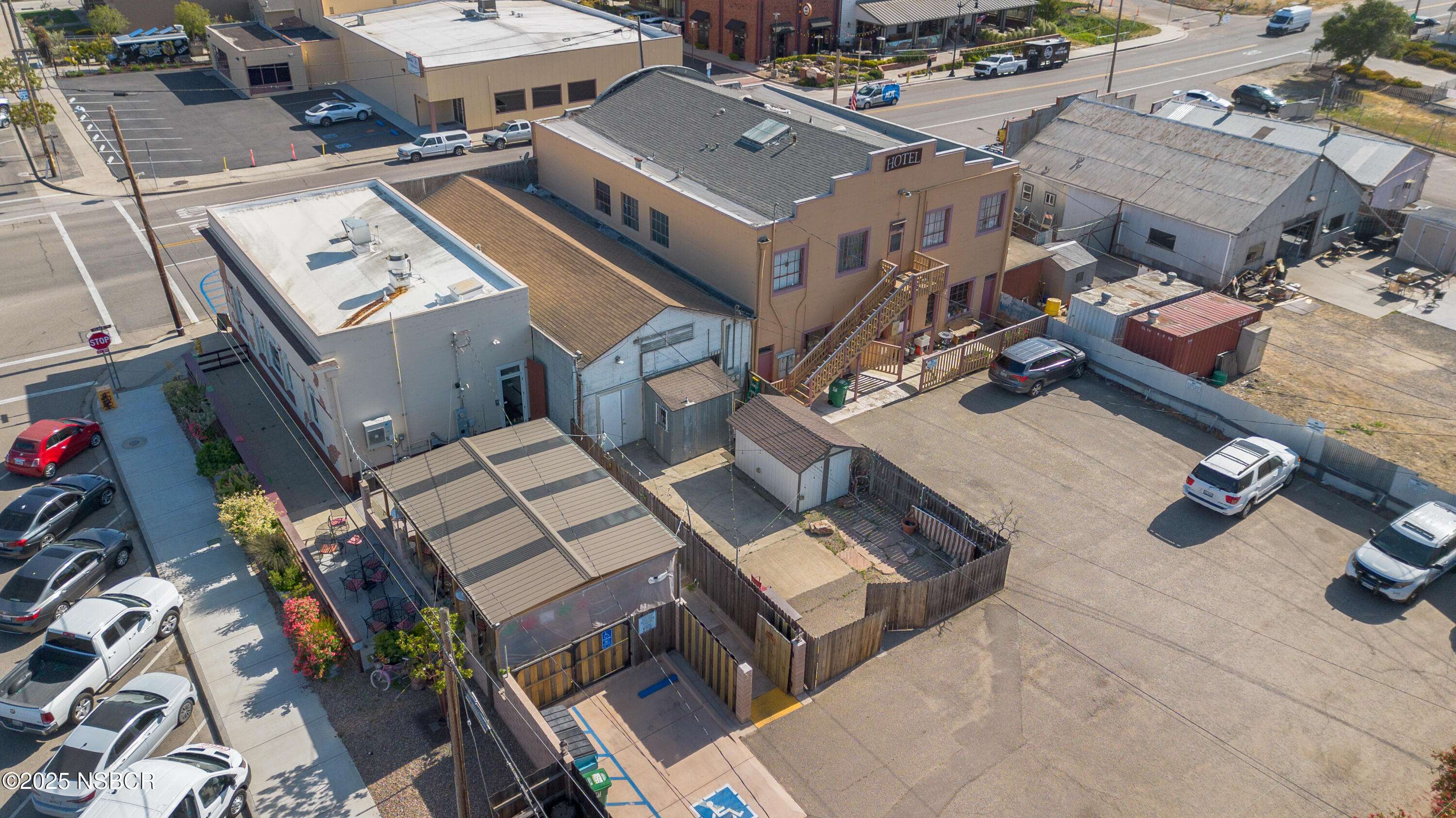 Santa Maria, CA 93455,115 W Clark Avenue
