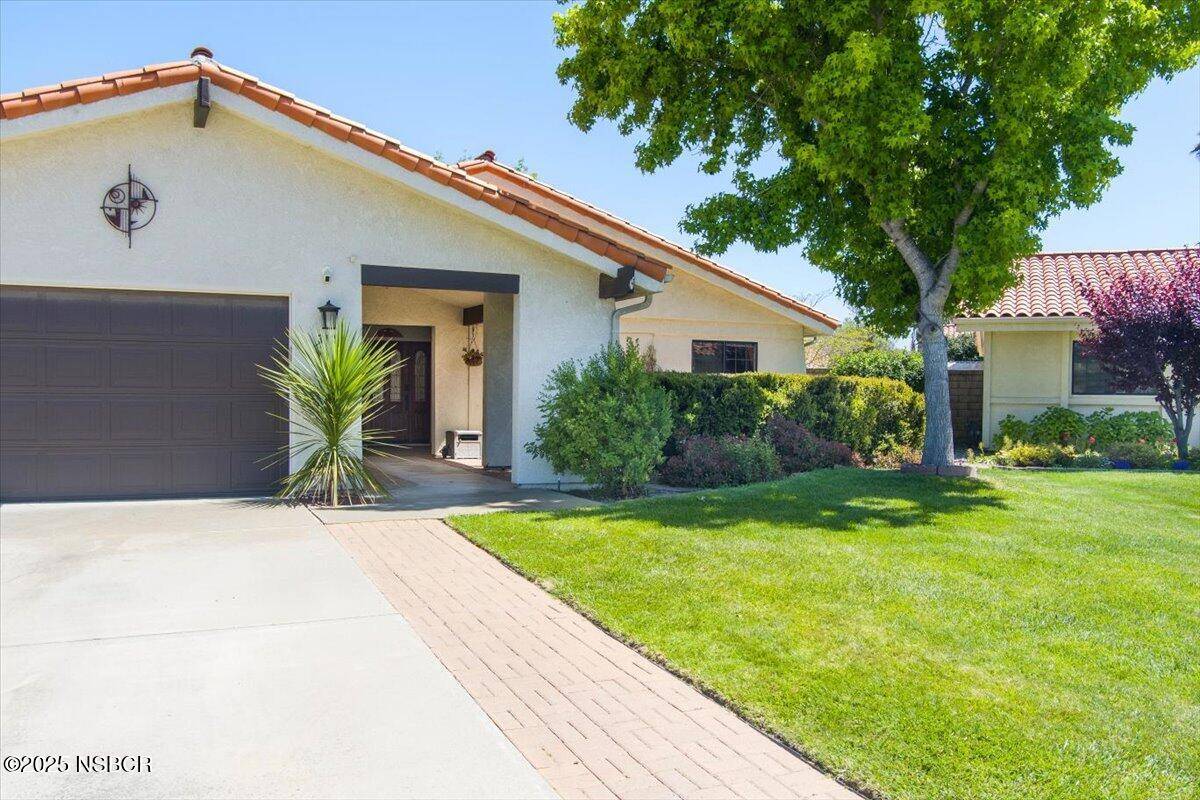 Lompoc, CA 93436,312 Crystal Circle
