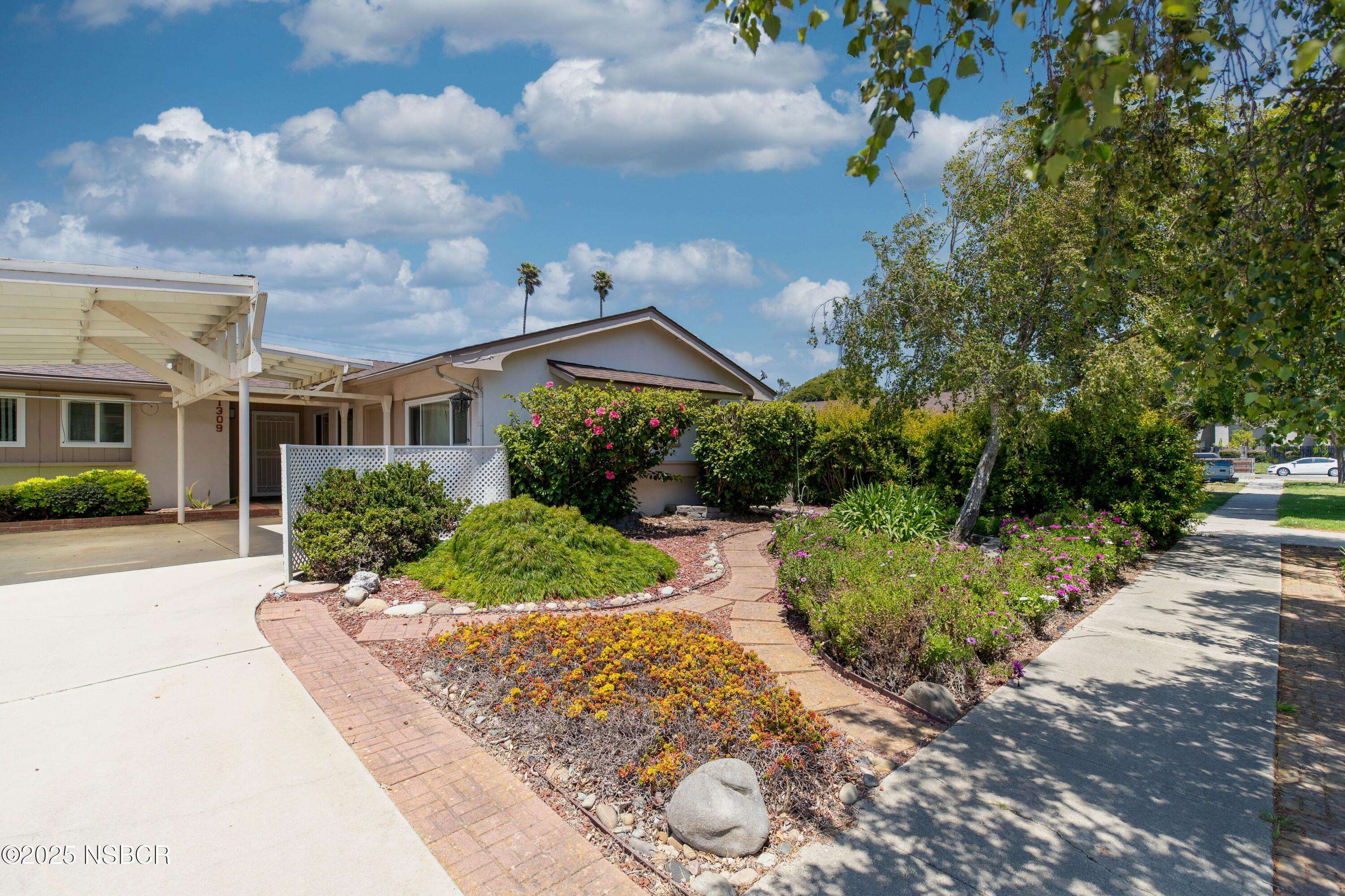 Lompoc, CA 93436,1309 W Walnut Avenue