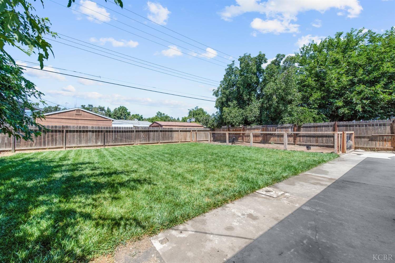 Visalia, CA 93291,1631 N Elm Street