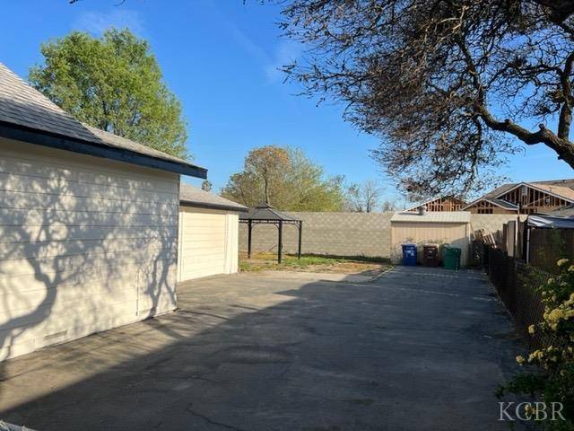 Armona, CA 93202,13780 Front Street